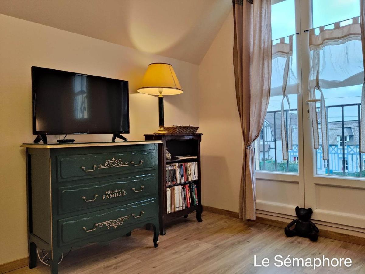 Bed and Breakfast Du Cote De Chez Swann 1 Trouville-sur-Mer Exteriér fotografie