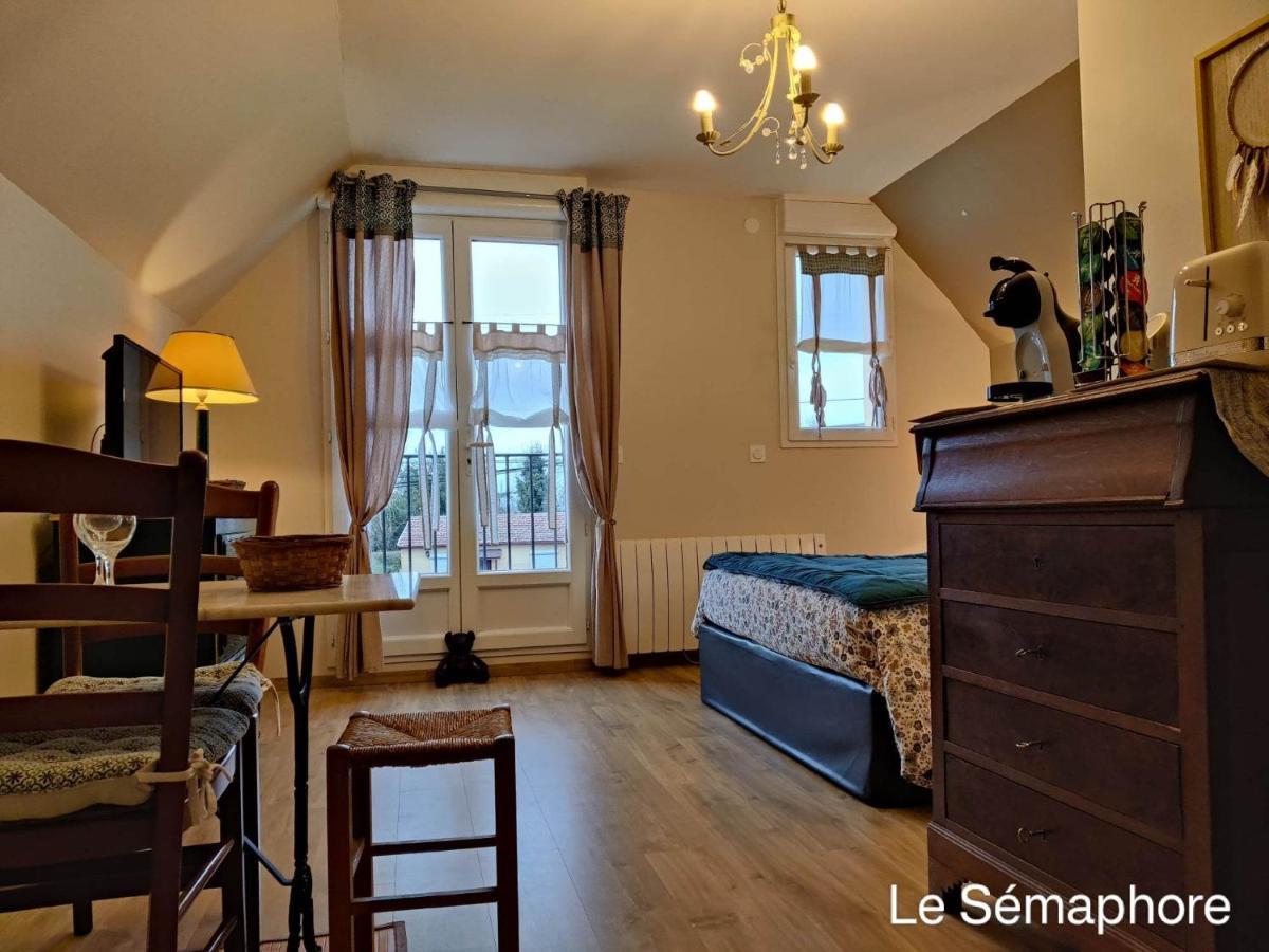 Bed and Breakfast Du Cote De Chez Swann 1 Trouville-sur-Mer Exteriér fotografie